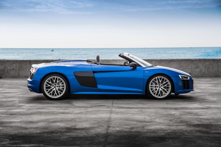  Audi R8 Spyder V10 2016 года  (WW) (фото 14 из 61)